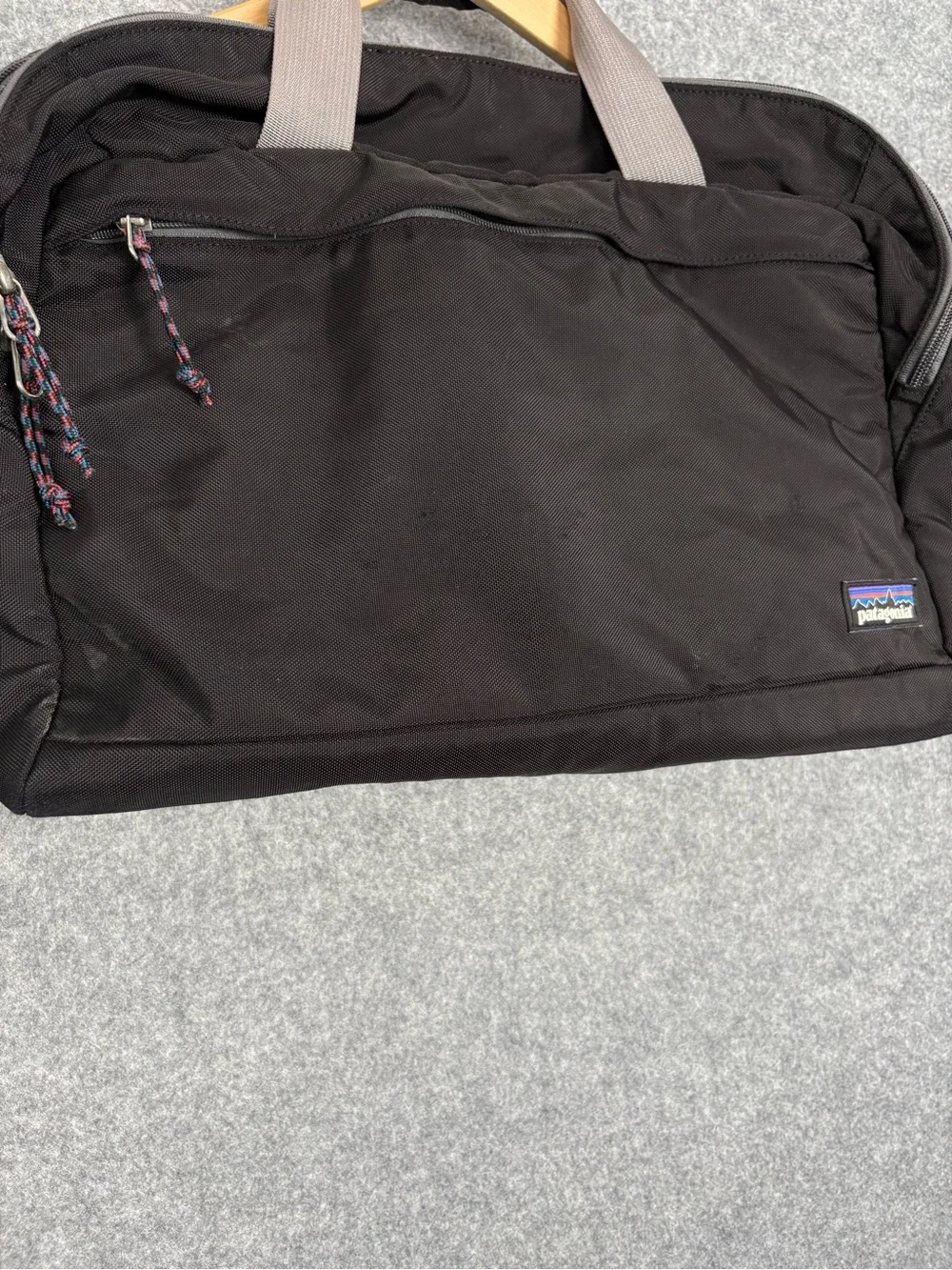 Patagonia Black Laptop Travel Briefcase Messenger Carry On Bag